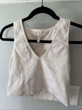 Athleta Cream Ribbed V-Neck Crop Tank